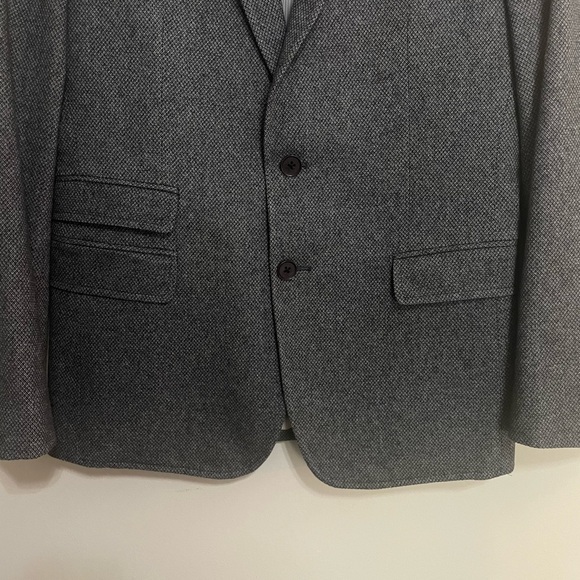 Banana Republic Charcoal Blazer Size 38 Short 
Business Casual- Modern Slim Fit - Picture 4 of 10